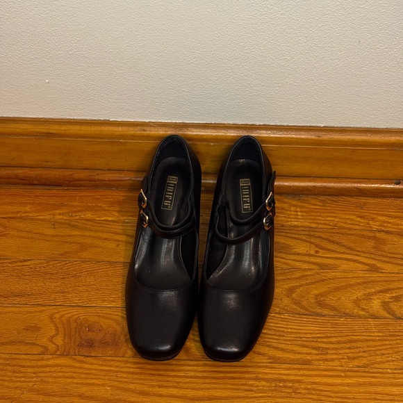 Mary Jane shoes size 6, NWOT - Picture 1 of 3